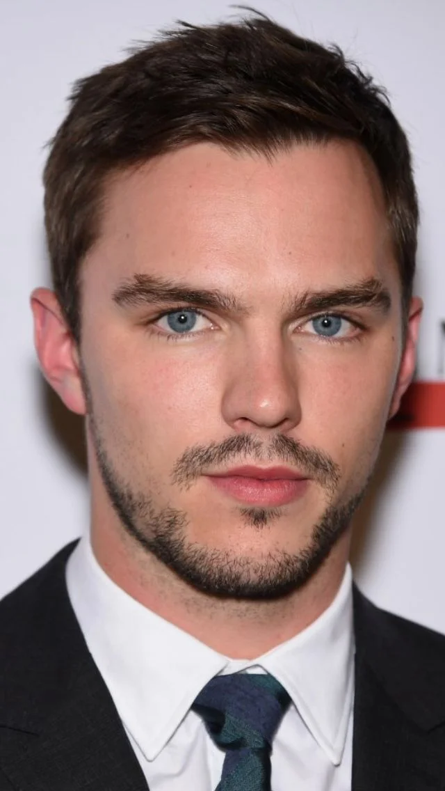 Short Textured Cut – Like Nicholas Hoult